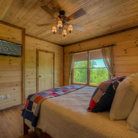 Sleepy Bear Hideaway Villa Blue Ridge Buitenkant foto