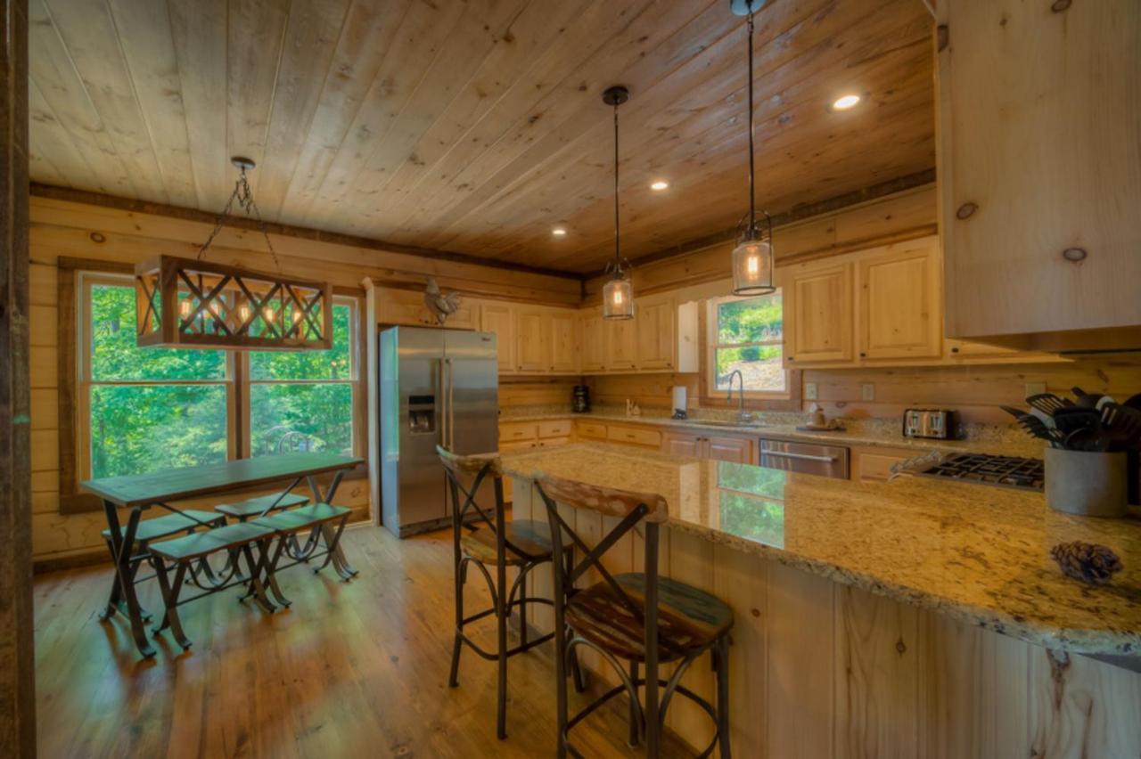 Sleepy Bear Hideaway Villa Blue Ridge Buitenkant foto